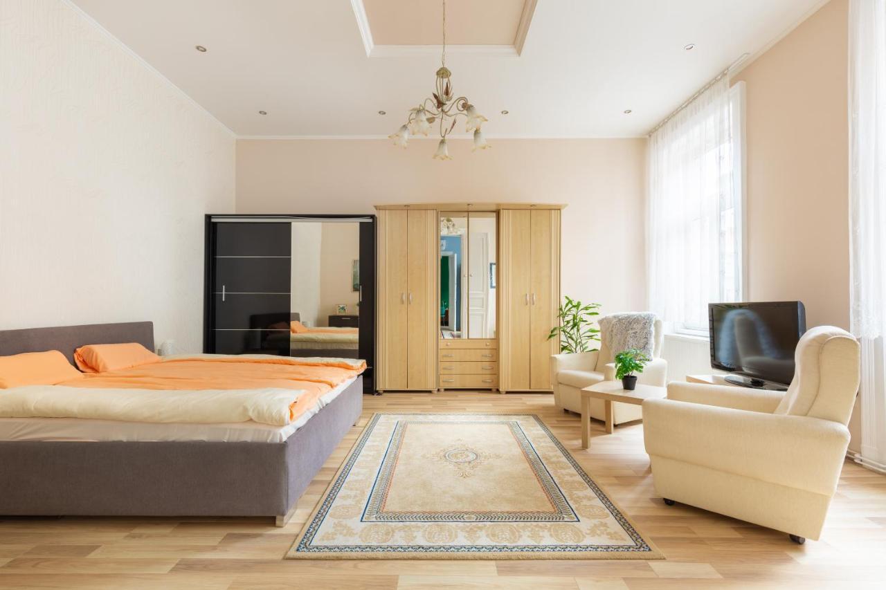 F24 Ferenc Apartment 부다페스트 외부 사진