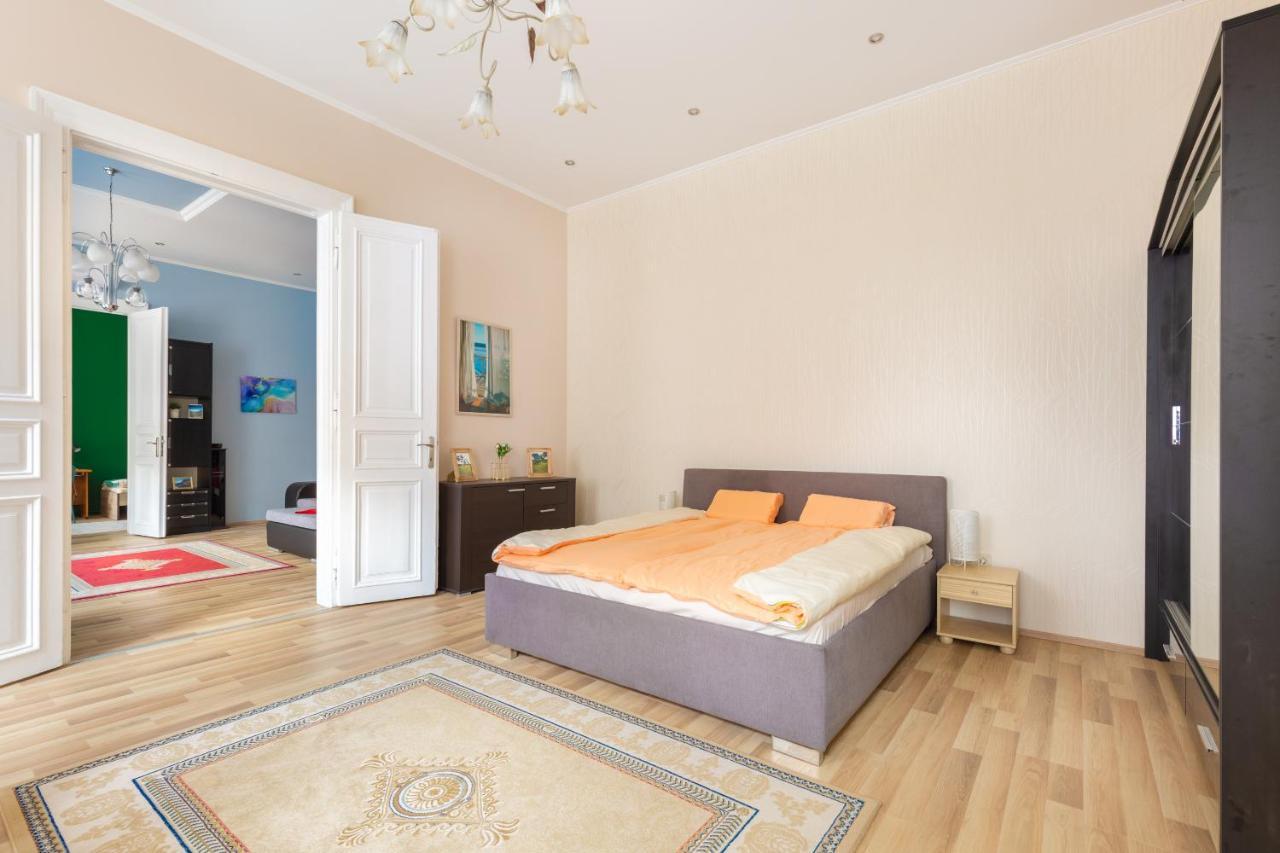 F24 Ferenc Apartment 부다페스트 외부 사진