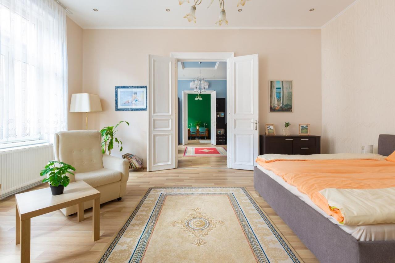F24 Ferenc Apartment 부다페스트 외부 사진